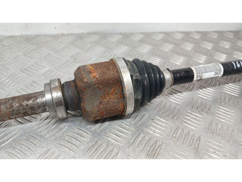 Recambio de transmision delantera derecha para citroën c3 iii (sx) 1.5 bluehdi 100 (sxyhyp, sxyhtu) referencia OEM IAM 980104868