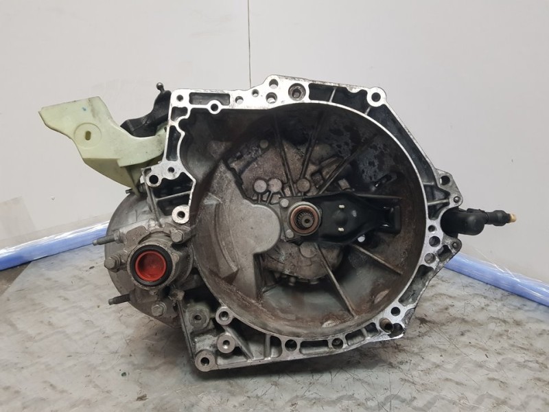 Recambio de caja cambios para citroën c-elysée exclusive referencia OEM IAM 20ET30 8838465 5VELOCIDADES