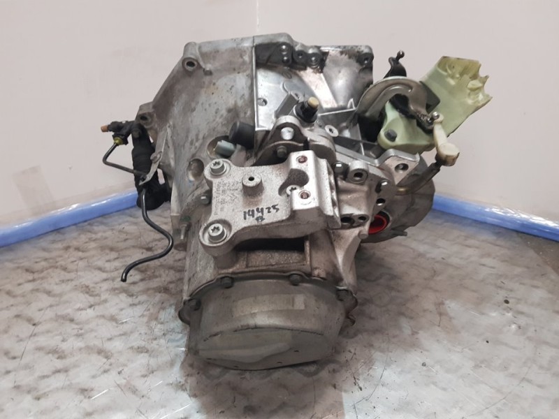 Recambio de caja cambios para citroën c-elysée exclusive referencia OEM IAM 20ET30 8838465 5VELOCIDADES