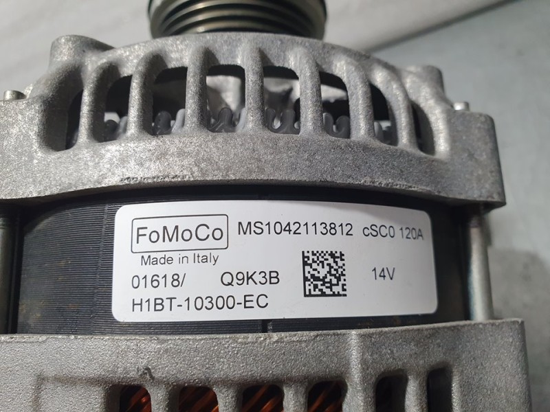 Recambio de alternador para ford fiesta (ce1) trend referencia OEM IAM H1BT10300EC MS1042113812 FOMOCO