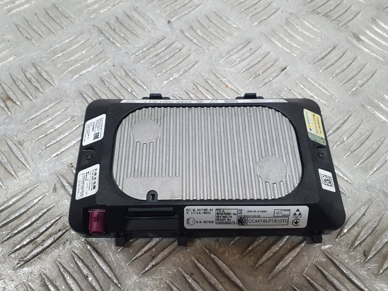 Recambio de cargador inductivo para seat leon (kl1) style referencia OEM IAM 5NA980611  