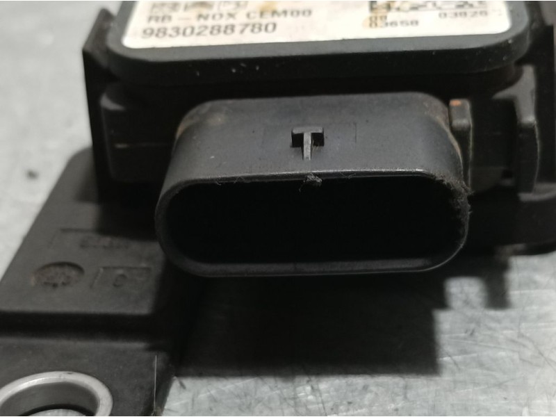 Recambio de sonda lambda para peugeot rifter active standard referencia OEM IAM 9830288780 0281008064065 BOSCH