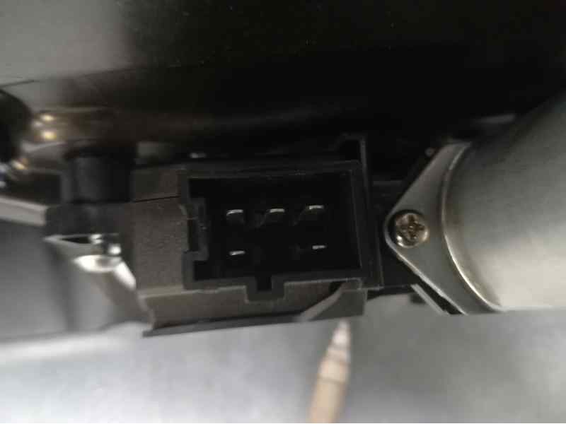 Recambio de elevalunas trasero izquierdo para mercedes-benz clase e lim. (w213) e 200 d (213.013) referencia OEM IAM  5 PINS ELE