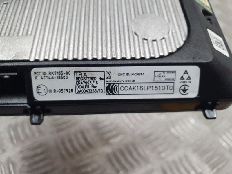 Recambio de cargador inductivo para seat leon (kl1) style referencia OEM IAM 5NA980611  