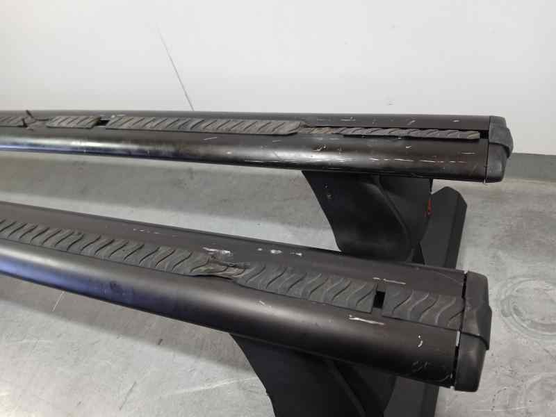 Recambio de barras techo para toyota hilux (gun1) double cab gx 4x4 referencia OEM IAM PZQ3089050  GOMAS TOCADAS