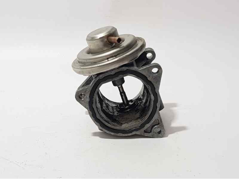 Recambio de valvula egr para dodge caliber 2.0 16v crd cat referencia OEM IAM 038129637D  