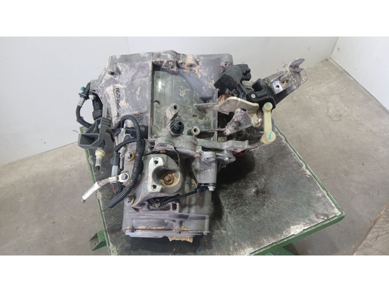 Recambio de caja cambios para citroën c4 iii (ba_, bb_, bc_) bluehdi 110 (bbyhsa) referencia OEM IAM 20V253 45667952 6VELOCIDADE