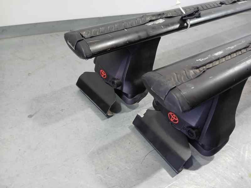 Recambio de barras techo para toyota hilux (gun1) double cab gx 4x4 referencia OEM IAM PZQ3089050  GOMAS TOCADAS