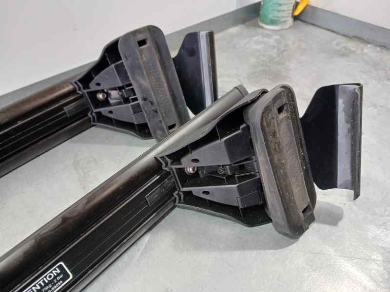 Recambio de barras techo para toyota hilux (gun1) double cab gx 4x4 referencia OEM IAM PZQ3089050  GOMAS TOCADAS
