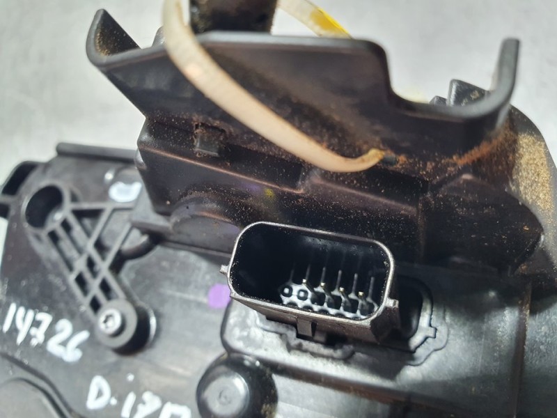 Recambio de cerradura puerta delantera izquierda para ford fiesta (ce1) trend referencia OEM IAM H1BAA21813PB 40534185 4 PINES