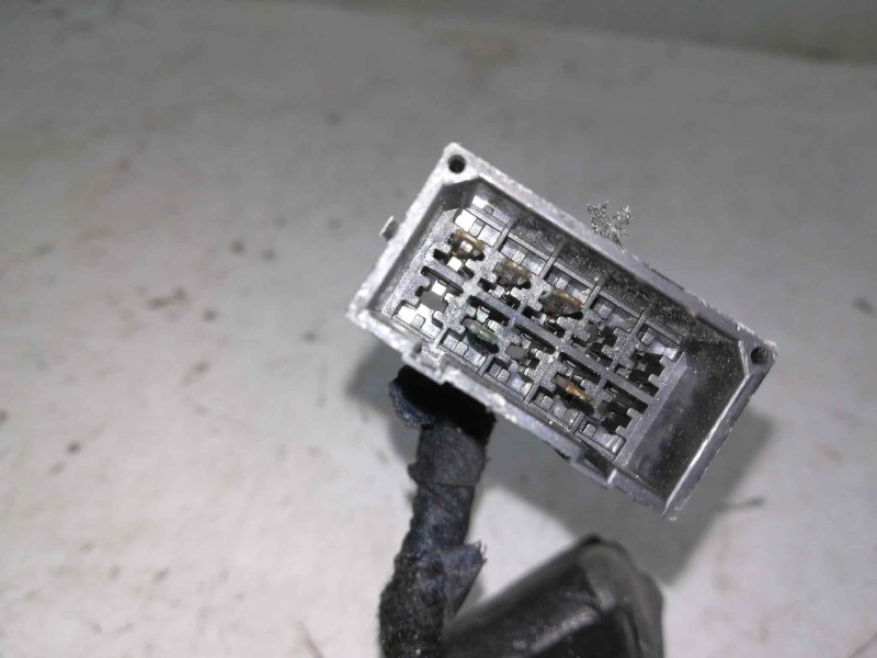 Recambio de retrovisor izquierdo para audi a3 (8l) referencia OEM IAM   ELECTRICO 5 PINS