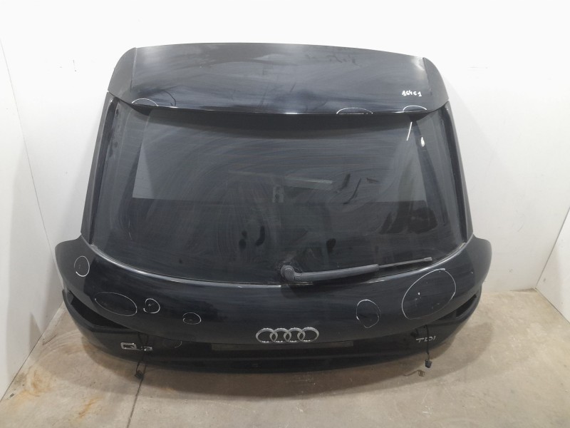 Recambio de porton trasero para audi q3 (8ub, 8ug) 2.0 tdi quattro referencia OEM IAM 8U0827025B  TOCADO