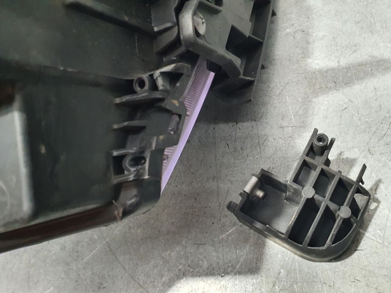 Recambio de faro izquierdo para chevrolet cruze lt referencia OEM IAM 42371137  PATA ROTA