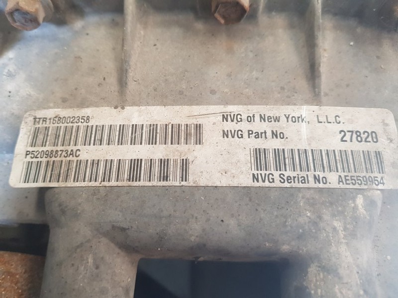 Recambio de caja transfer para jeep gr.cherokee (wj/wg) 3.1 td laredo referencia OEM IAM P52098873AC AE559954 