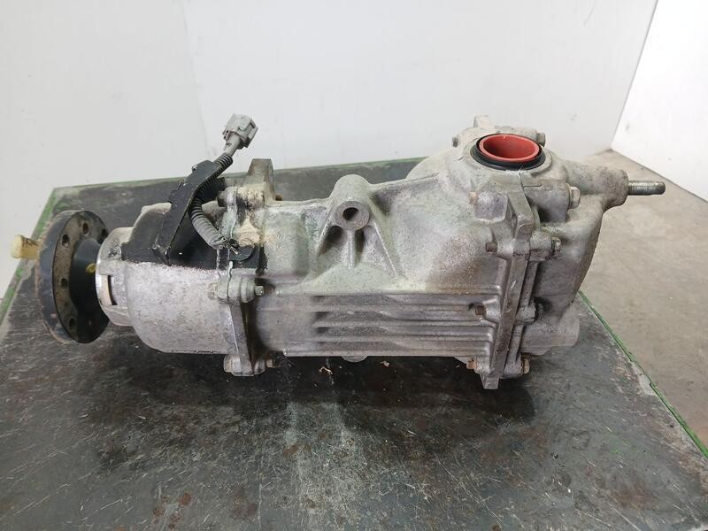 Recambio de diferencial trasero para dacia duster ambiance 4x4 referencia OEM IAM 383002A01A  