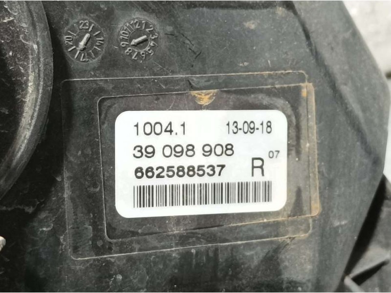Recambio de faro antiniebla derecho para opel astra k lim. 5türig selective start/stop referencia OEM IAM 39098908 662588537 