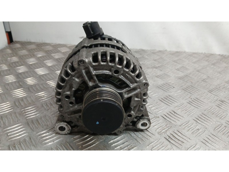 Recambio de alternador para ford mondeo iv (ba7) 2.0 tdci referencia OEM IAM 6G9N10300ADB  0121615021