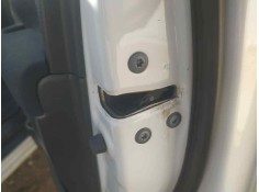 Recambio de cerradura puerta delantera derecha para toyota hilux (gun1) double cab gx 4x4 referencia OEM IAM 6903002600  