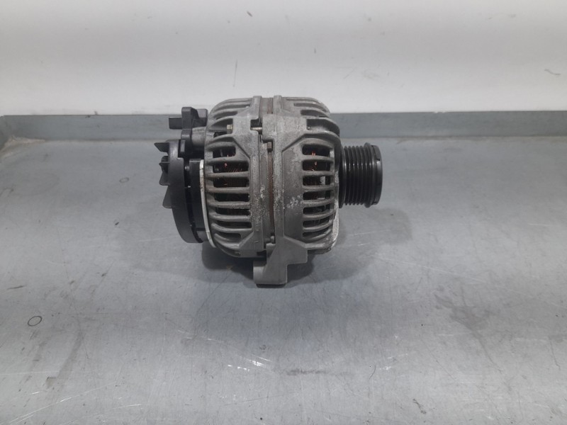 Recambio de alternador para volvo s80 i (184) 2.4 referencia OEM IAM 8622786 0124525014 BOSCH