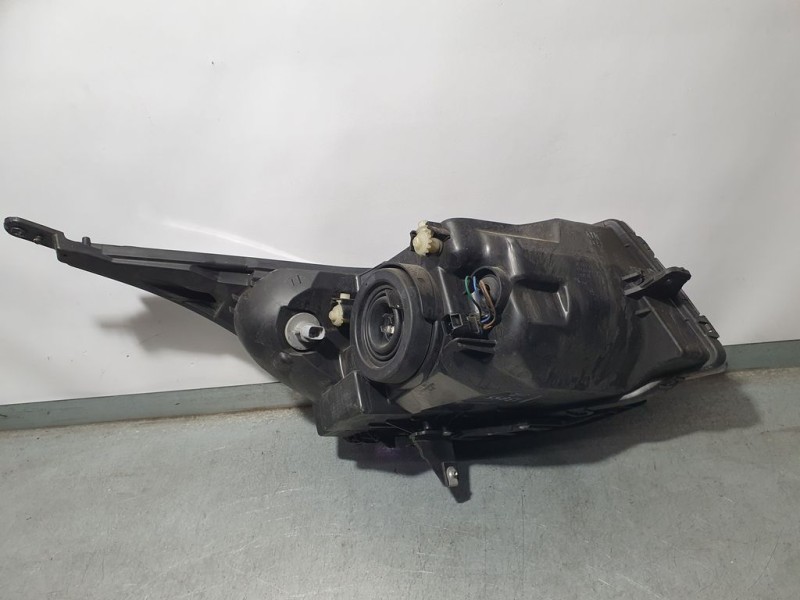 Recambio de faro izquierdo para chevrolet cruze lt referencia OEM IAM 42371137  PATA ROTA