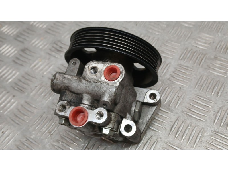 Recambio de bomba direccion para ford mondeo iv (ba7) 2.0 tdci referencia OEM IAM 6G913A696CD  73304102