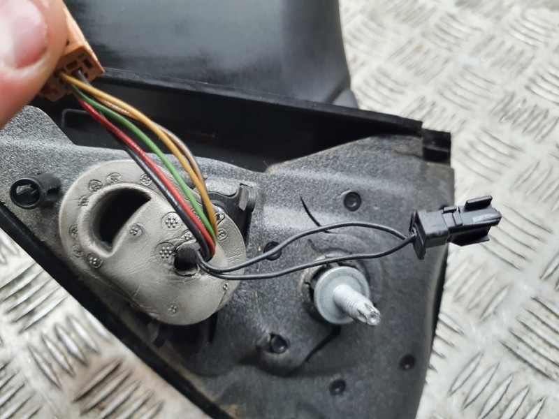 Recambio de retrovisor derecho para citroën c-elysée exclusive referencia OEM IAM SIN REF  ELECTRICO