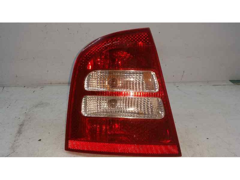 Recambio de piloto trasero izquierdo para skoda octavia berlina (1u2) ambiente referencia OEM IAM 1U6945111C  