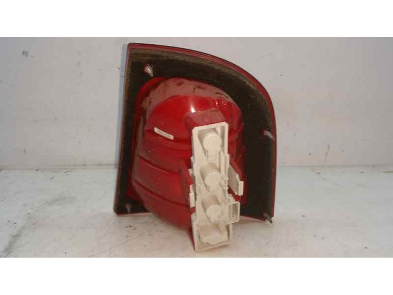 Recambio de piloto trasero izquierdo para skoda octavia berlina (1u2) ambiente referencia OEM IAM 1U6945111C  