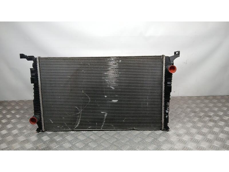 Recambio de radiador agua para dacia duster ambiance 4x4 referencia OEM IAM 8200880550 TOCADO VER FOTOS M144688B