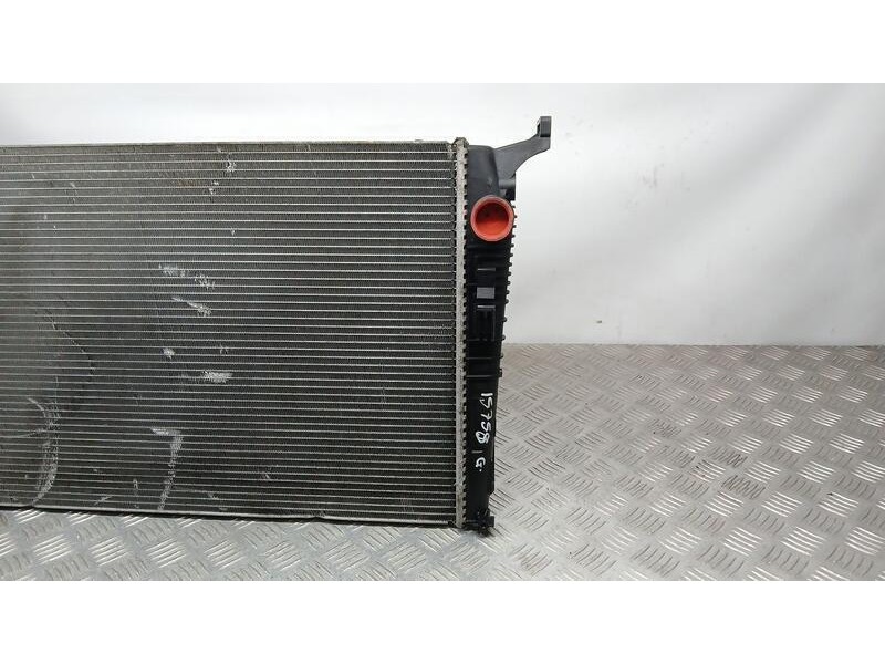 Recambio de radiador agua para dacia duster ambiance 4x4 referencia OEM IAM 8200880550 TOCADO VER FOTOS M144688B