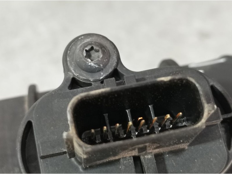 Recambio de caudalimetro para opel corsa e selective referencia OEM IAM 460023377 1148331S01 MANN HUMMEL