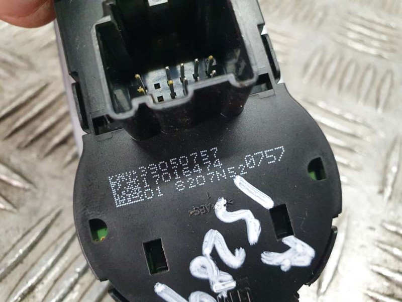 Recambio de mando luces para opel astra k lim. 5türig selective start/stop referencia OEM IAM 39050757 17016474 