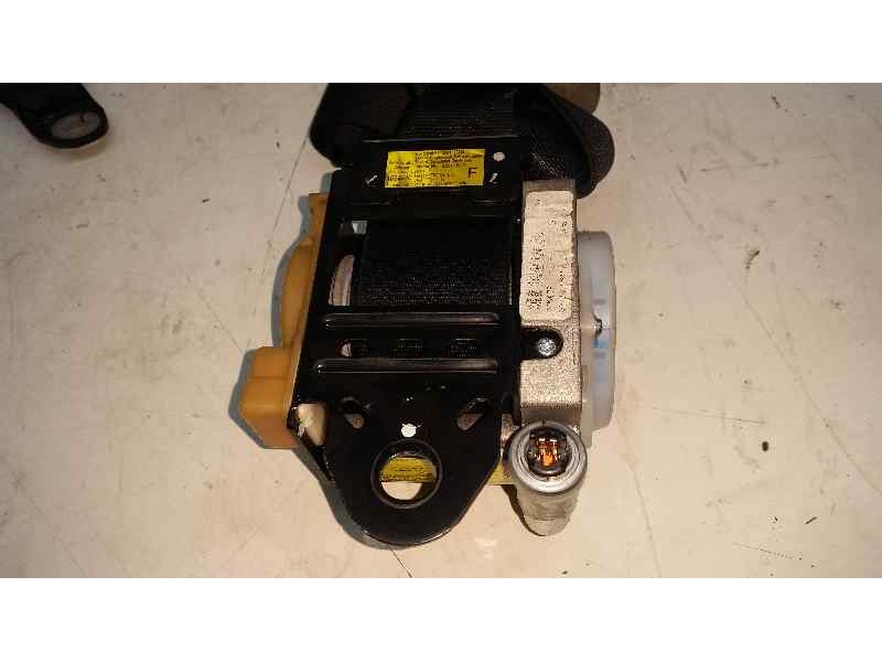 Recambio de pretensor airbag derecho para toyota avensis berlina (t25) 2.0 d4-d executive sedán (4-ptas) referencia OEM IAM   