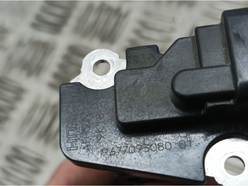 Recambio de caudalimetro para peugeot rifter gt line standard referencia OEM IAM 9677093080 AFH50M27 HITACHI