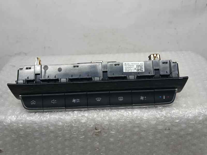 Recambio de mando multifuncion para mg zs 1.0 vti referencia OEM IAM 1073152 528193772 C/ BOTONES CLIMA , VOLUMEN , BOTON HOUSE