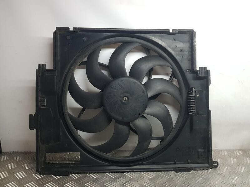 Recambio de electroventilador para bmw serie 3 lim. (f30) 318 d referencia OEM IAM 17427640508  
