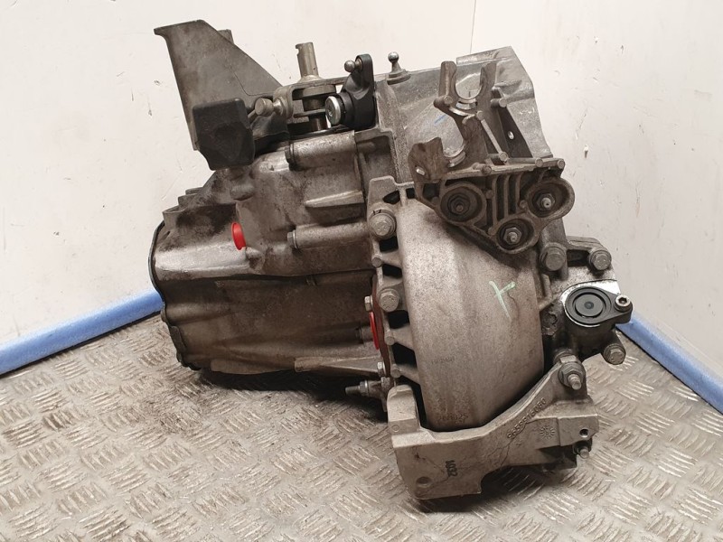 Recambio de caja cambios para citroën c5 berlina exclusive referencia OEM IAM 20MB25 0644097 6 VELOCIDADES