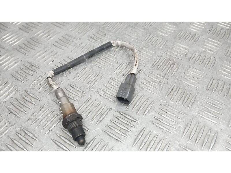 Recambio de sonda lambda para toyota aygo x play referencia OEM IAM 894650H070  02658030446