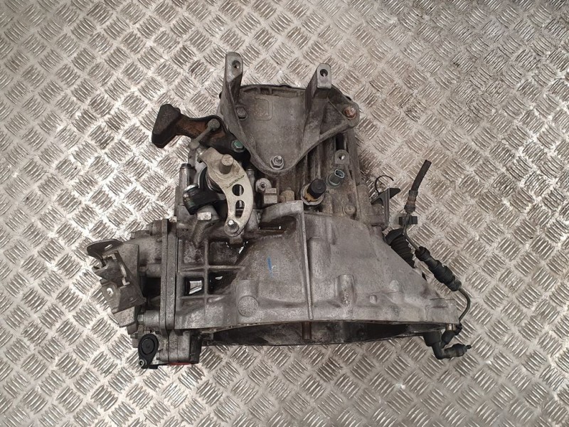 Recambio de caja cambios para citroën c5 berlina exclusive referencia OEM IAM 20MB25 0644097 6 VELOCIDADES