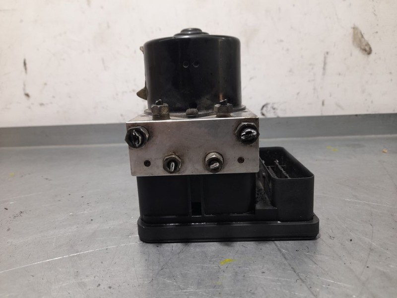 Recambio de abs para ford focus turnier (cb4) trend referencia OEM IAM 8M512C405CA 1002060400 ATE