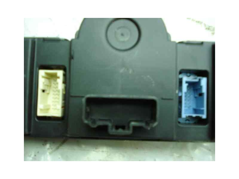 Recambio de mando climatizador para renault megane ii familiar dynamique luxe referencia OEM IAM 8200344840  