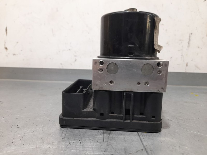 Recambio de abs para ford focus turnier (cb4) trend referencia OEM IAM 8M512C405CA 1002060400 ATE