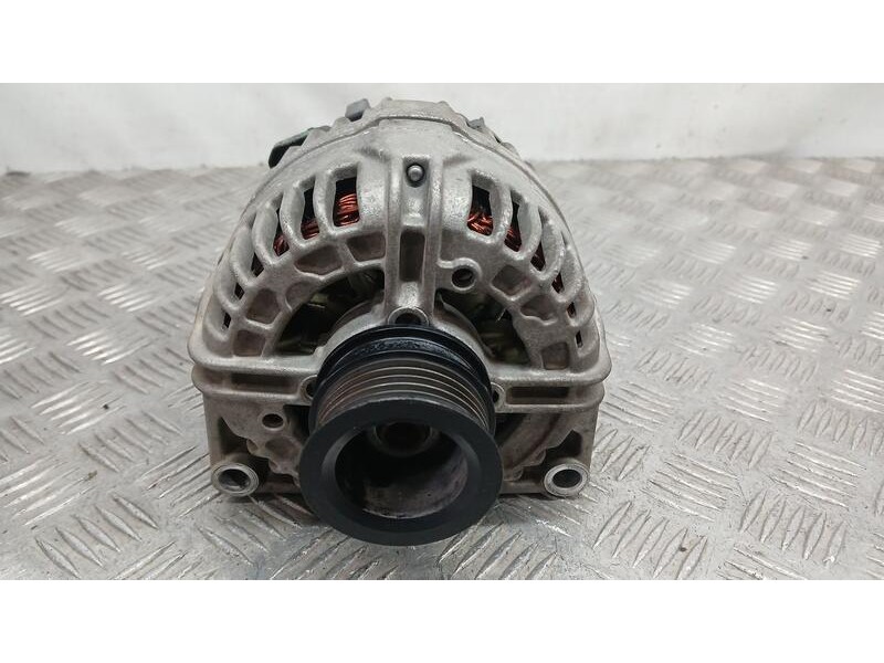 Recambio de alternador para opel astra gtc cosmo referencia OEM IAM 13229985 BOSCH 0124425050