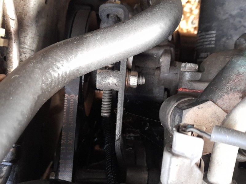 Recambio de bomba direccion para nissan primera (p11) 2.0 td referencia OEM IAM 491102F600  