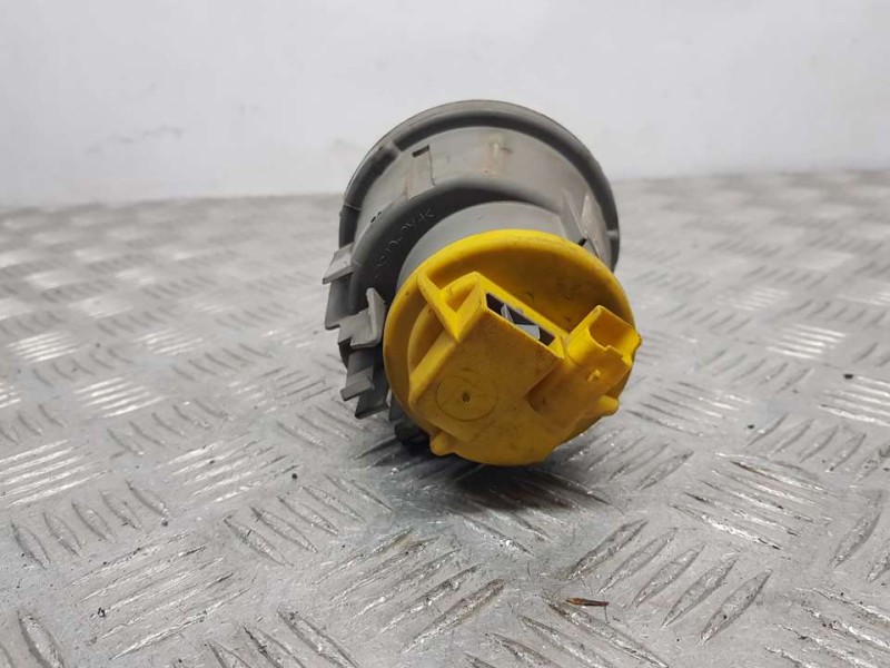 Recambio de faro antiniebla derecho para peugeot 1007 dolce referencia OEM IAM 9648947780  