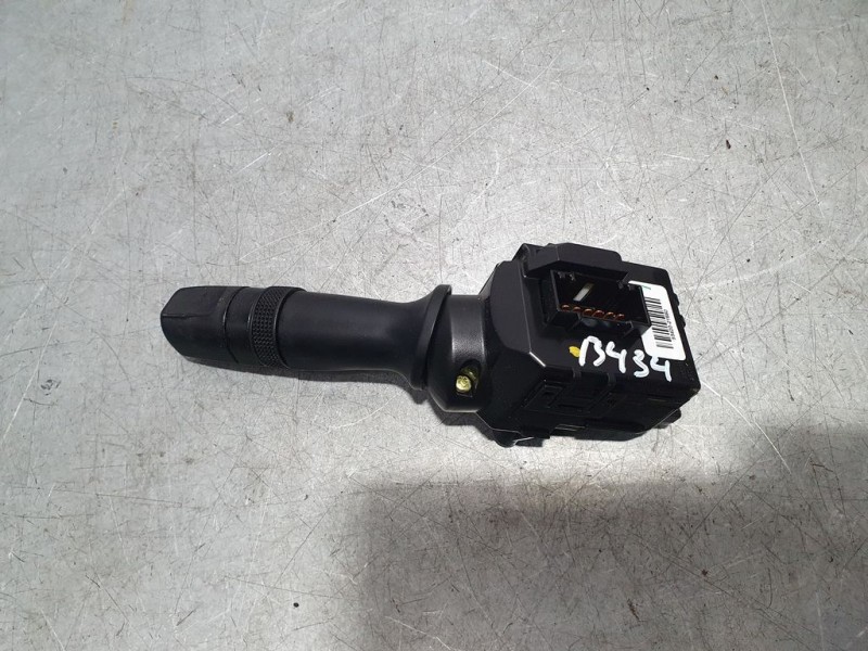 Recambio de mando limpia para kia sportage concept 4x2 referencia OEM IAM 934202Y660  