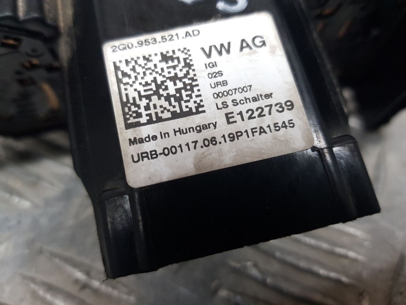 Recambio de mando luces y limpia para volkswagen polo vi (aw1, bz1, ae1) 1.6 tdi referencia OEM IAM 2Q0953521AD  