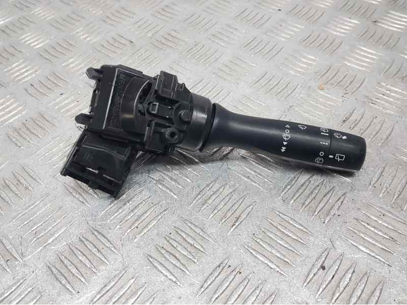 Recambio de mando limpia para toyota yaris active referencia OEM IAM 846520D180  