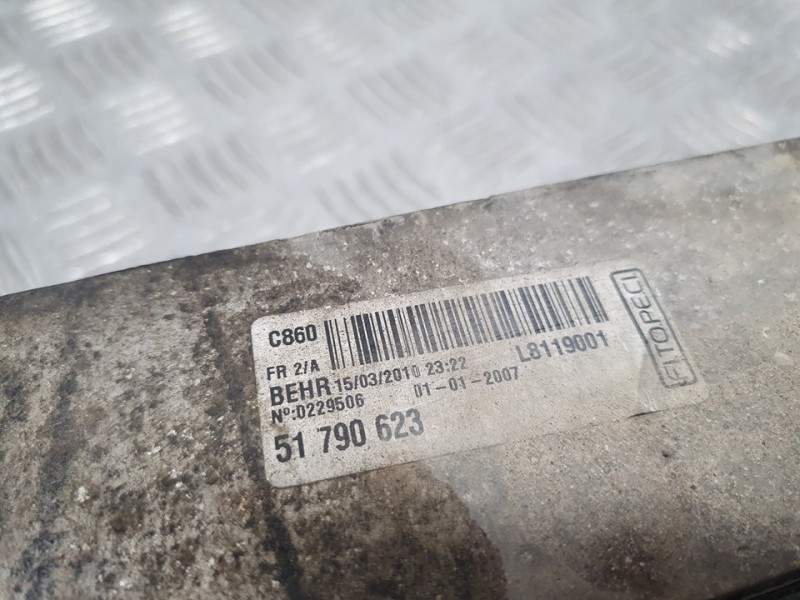 Recambio de intercooler para citroën nemo basis referencia OEM IAM 51790623 L8119001 BEHR