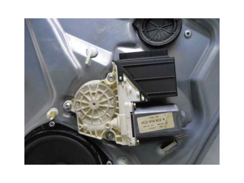 Recambio de elevalunas delantero izquierdo para seat ibiza (6l1) signo referencia OEM IAM   ELECTRICO